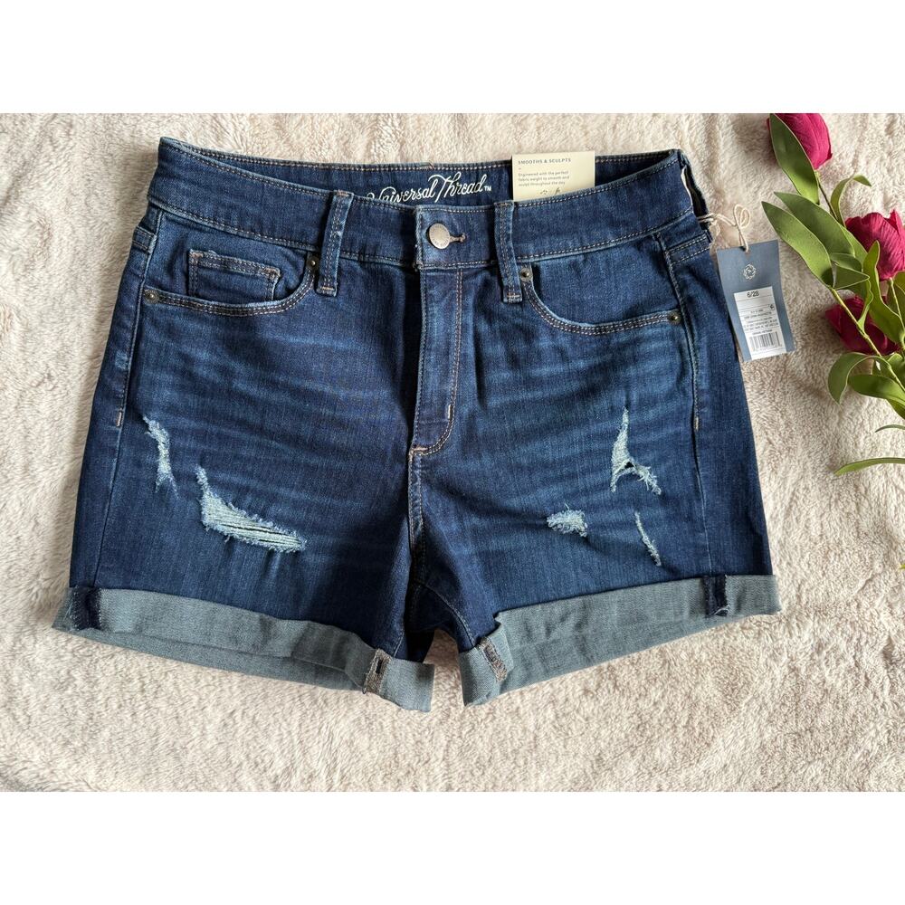 Universal Thread High Rise Midi Shorts Size 6